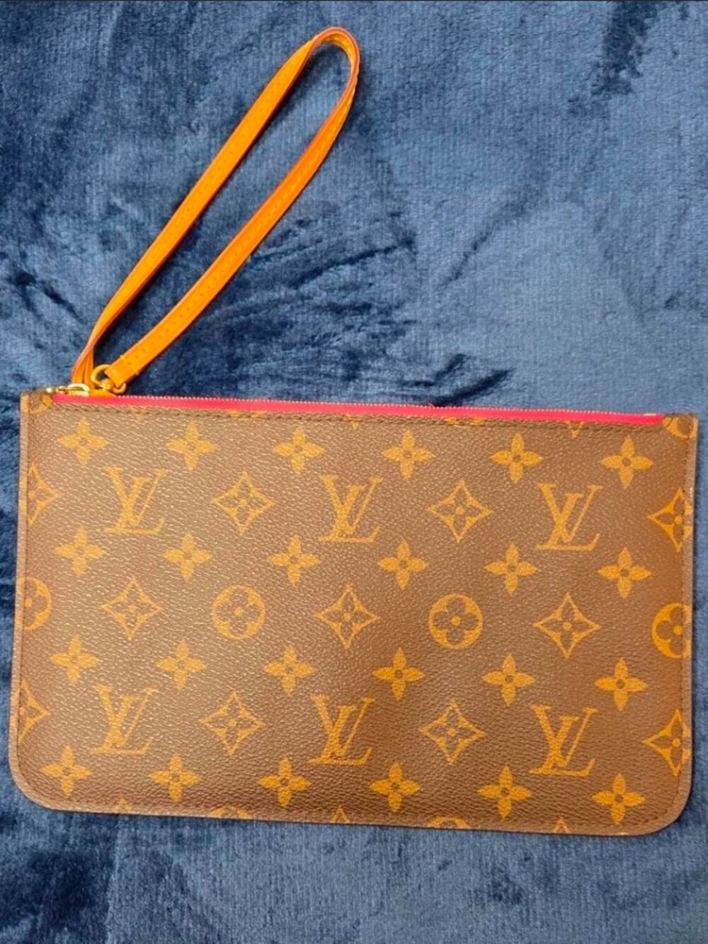 Louis Vuitton Monogram Neverfull Pochette